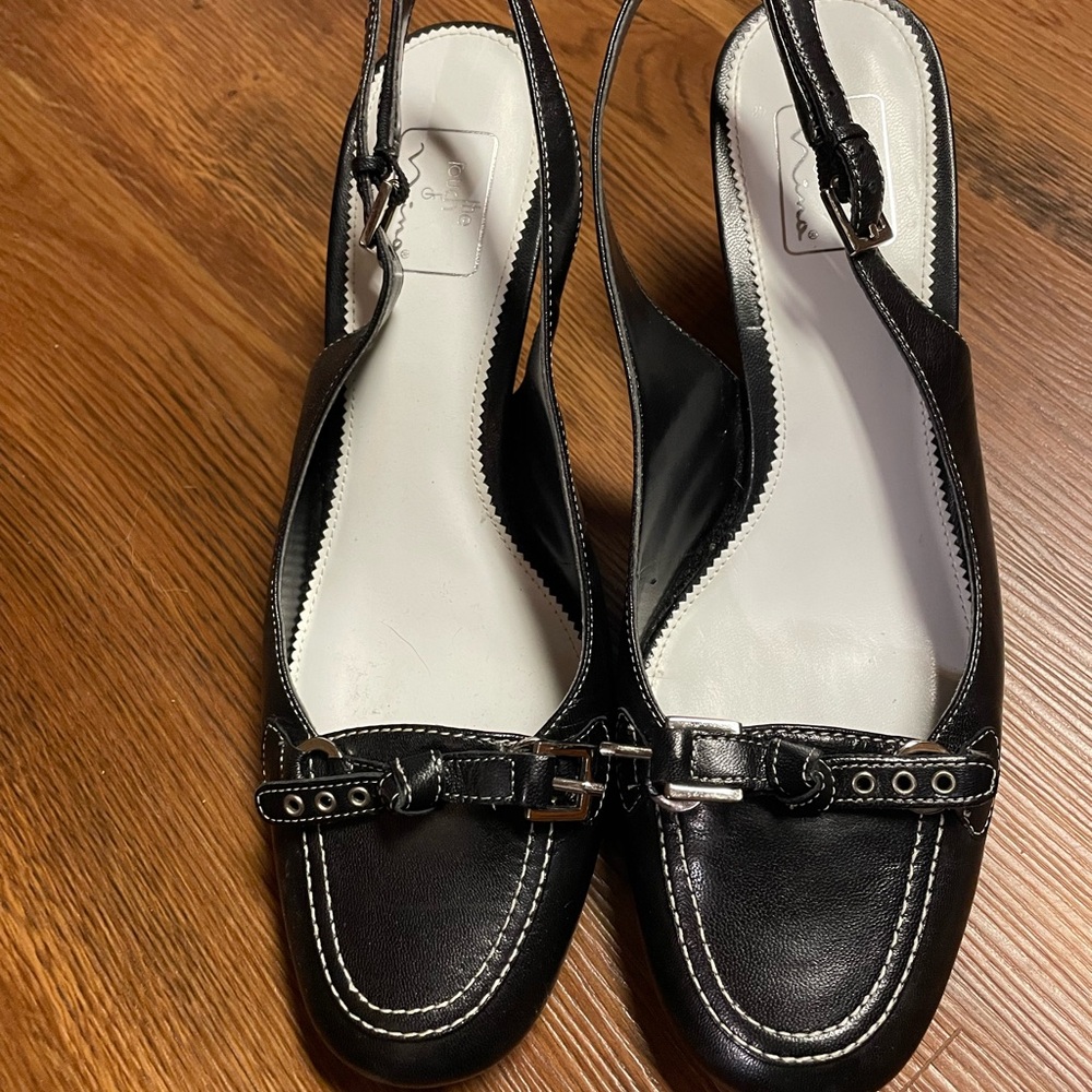 The touch of Nina black dress shoes
